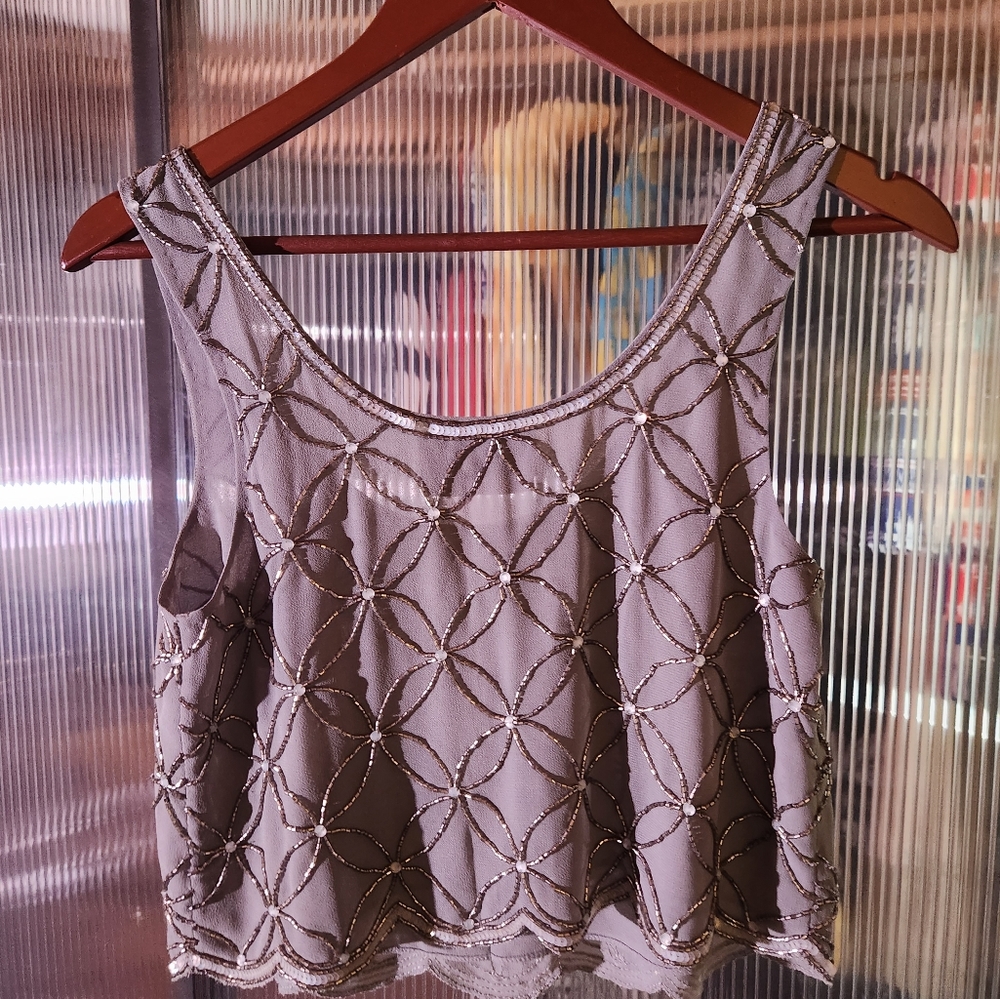 BHLDN crop